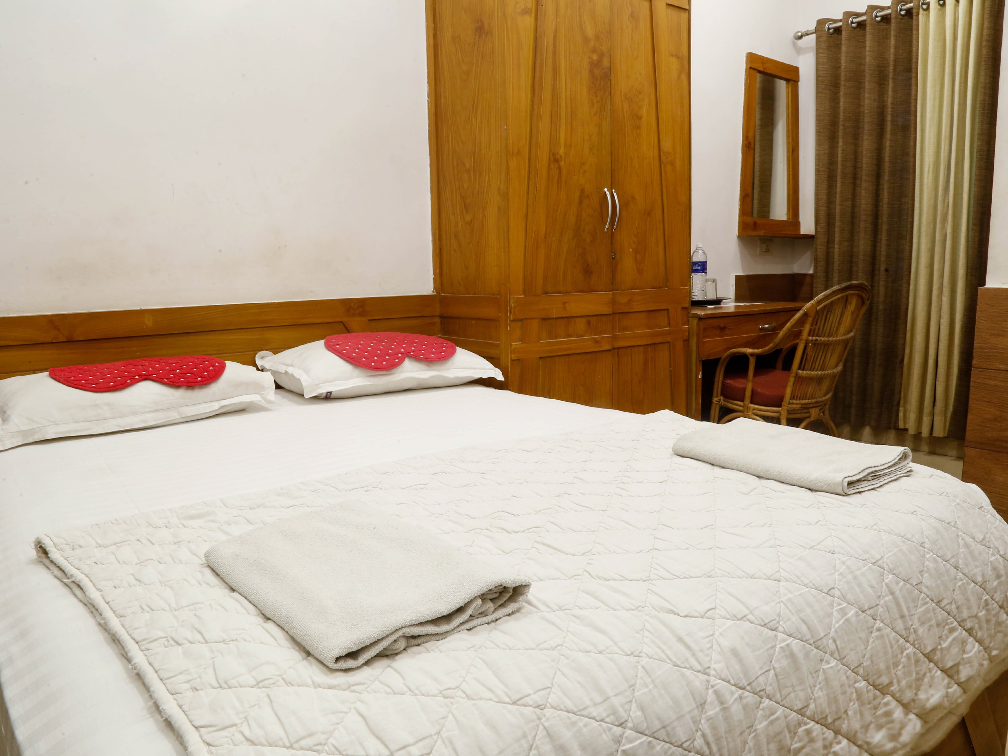 Sapphire Inn Room Type - Standard Non Ac Room