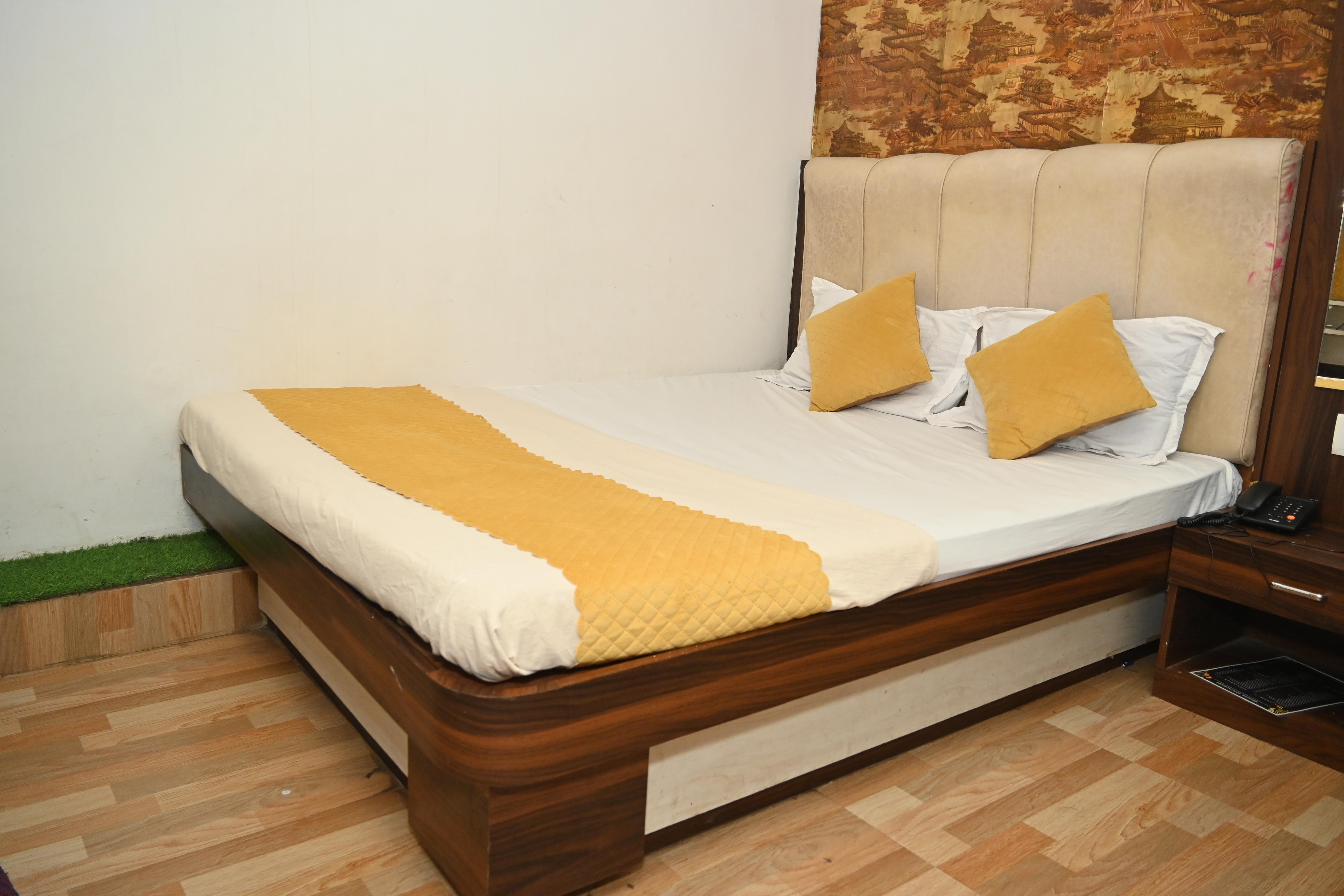 Maurya Royal Room Type - Luxury Room