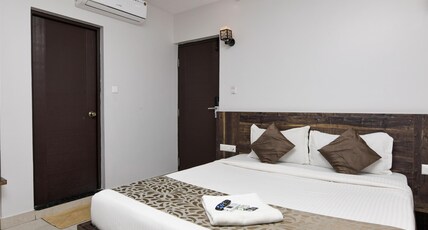 Le Oak Inn Room Type - Le Executive