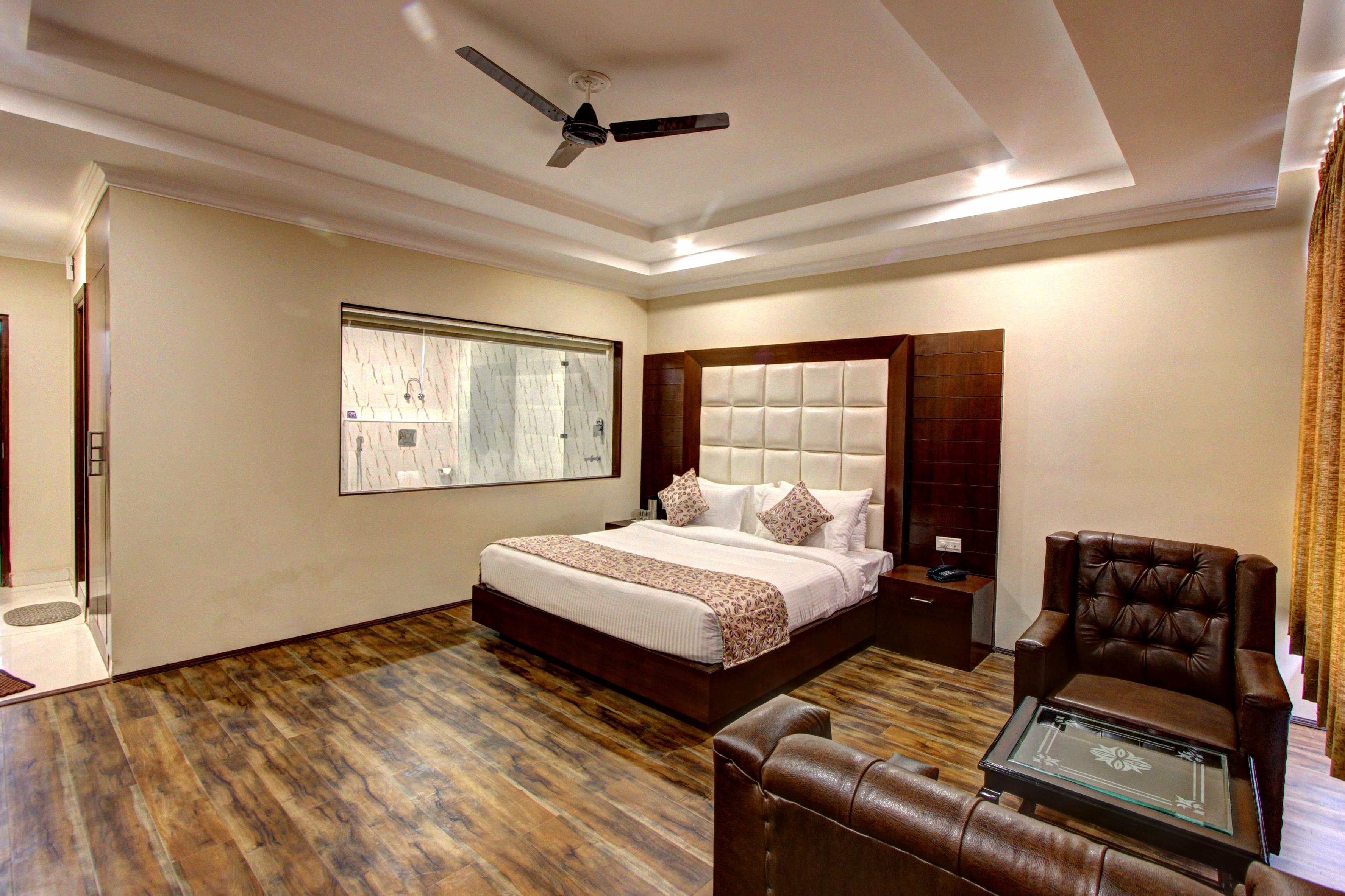 Regenta Place Green Leaf Manali - A Centrally Heated Resort Room Type - Junior Suite With Mountain View