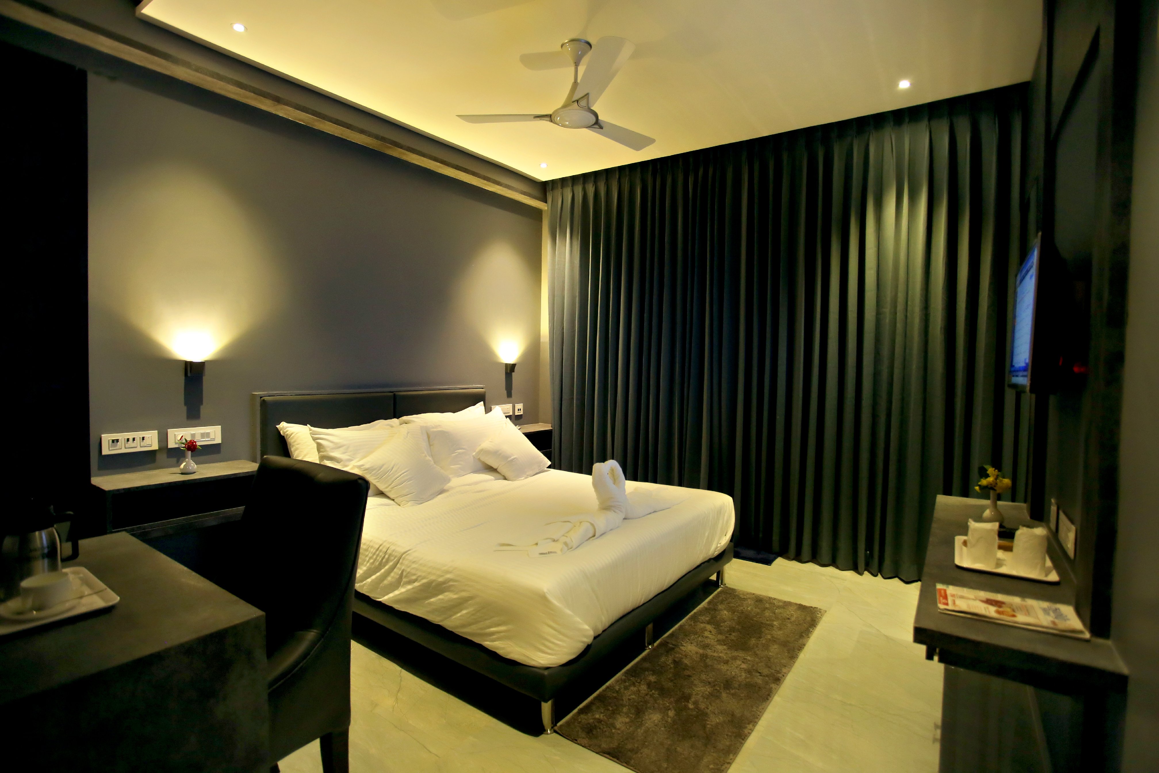 SELVAMATHI SAFFRON VILLA Room Type - Deluxe Room with Balcony - AC