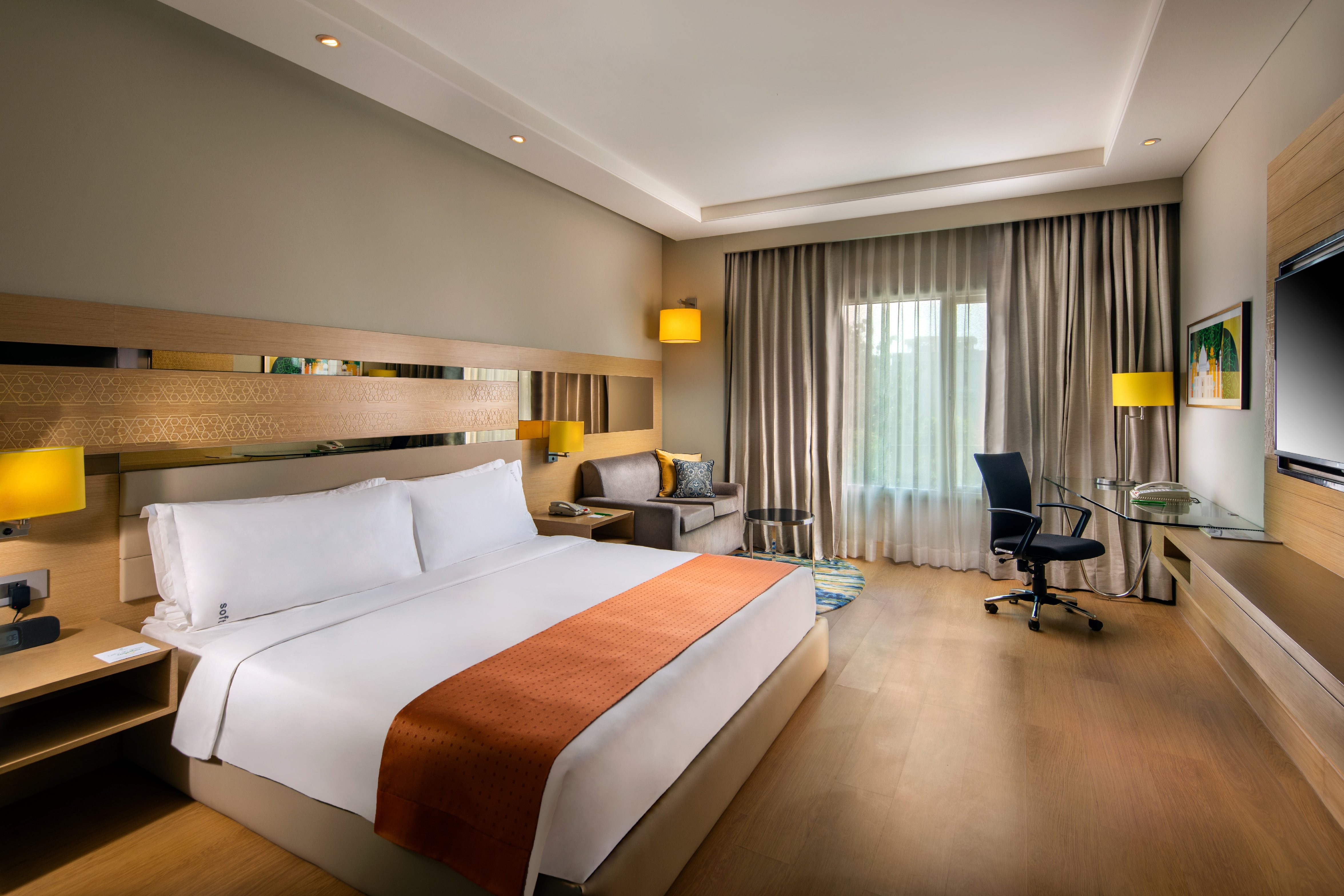 Holiday Inn Agra MG Road Room Type - 1 King Bed Standard Low Floor-15pct discount on F&B(including in room dining),laundry,ironing Holiday Inn Agra MG Road Room Type - 1 King Bed Standard Low Floor-15pct discount on F&B(including in room dining),laundry,ironing