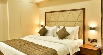 HOTEL KAVERY Room Type - ELEGANCE AC BUSINESS ROOM