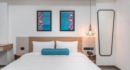 SKYLA Studios & Suites - Jubilee Hills Room Type - Studio Supreme