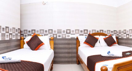 KARTHEES RESIDENCY Room Type - AC Triple bed room