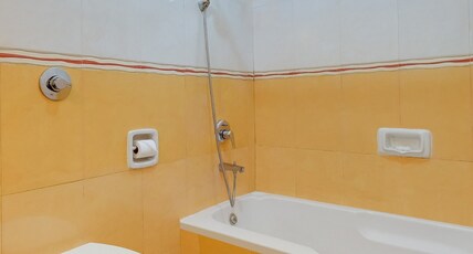 Spazio Leisure Resort Room Type - Superior Pool View Room with Bathtub