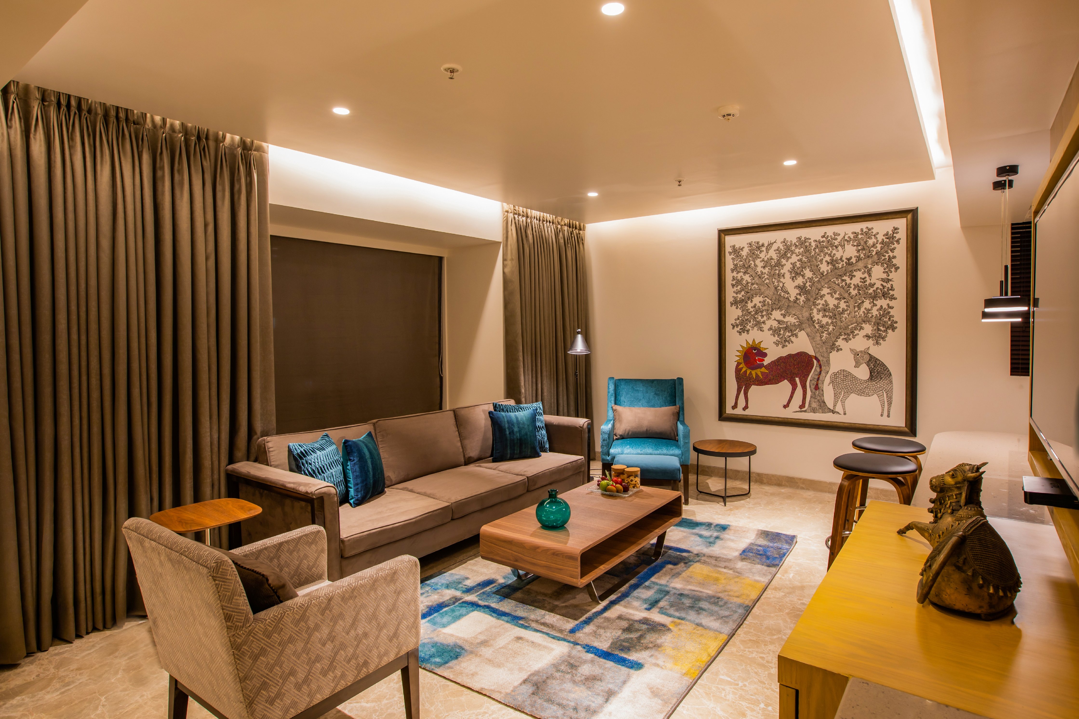 Lemon Tree Hotel, Viman Nagar, Pune - Tap to explore photos
