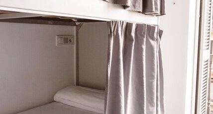 St Christophers Inn Barcelona Room Type - Bed in 16-Bed Female Dormitory Room with Private Bathroom St Christophers Inn Barcelona Room Type - Bed in 16-Bed Female Dormitory Room with Private Bathroom
