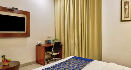 Hotel Royal Imperio-Surajkund Faridabad Room Type - Deluxe Room