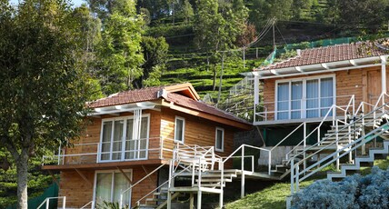 Chow Chow Valley Resort Room Type - The Wooden Cottage