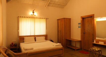 Chow Chow Valley Resort Room Type - Superior Valley View Room