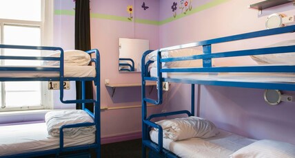 Flying Pig Uptown Room Type - Bed in 8-Bed Dormitory Female Room with Private Bathroom