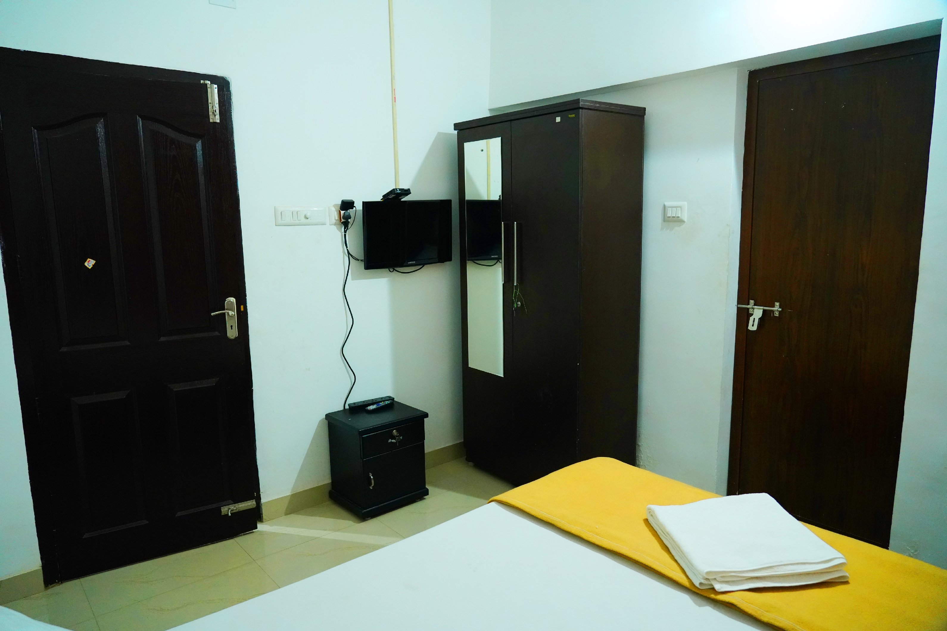 Lakshmi inn Room Type - Deluxe room