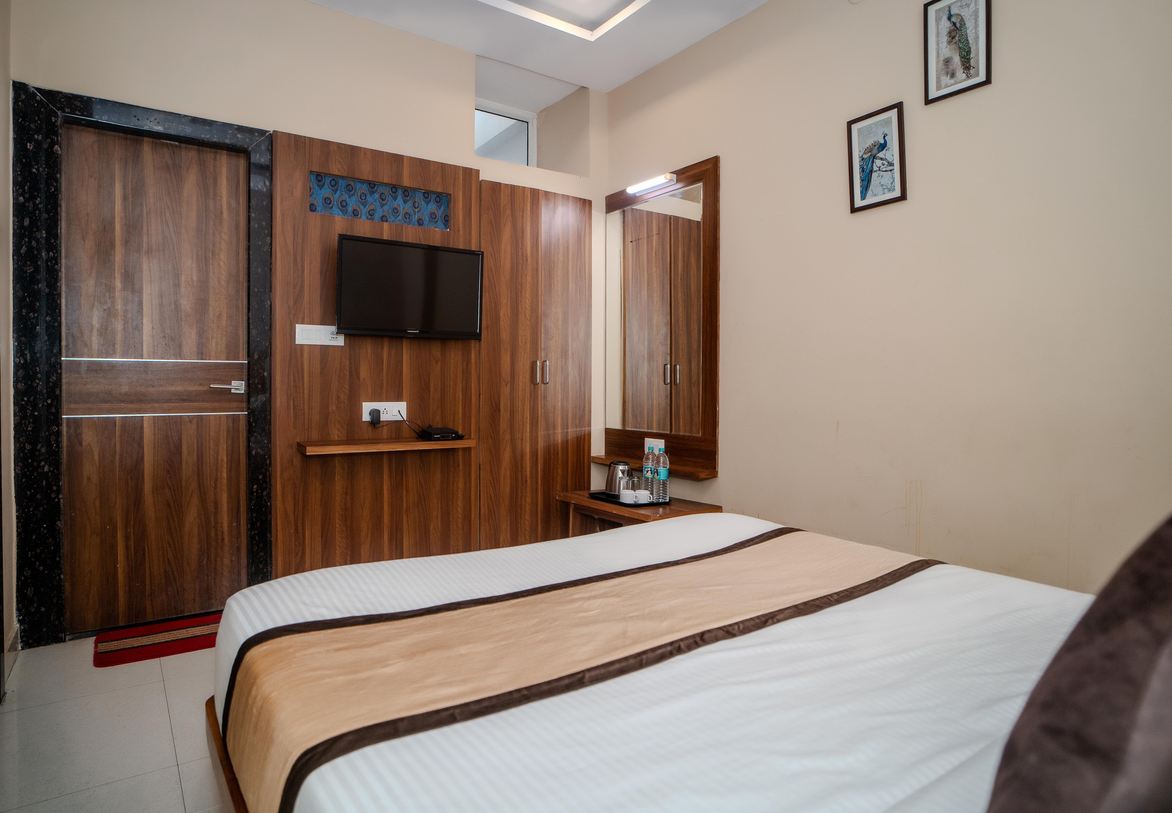 HOTEL ANNAPURNA  PALACE - Tap to explore photos