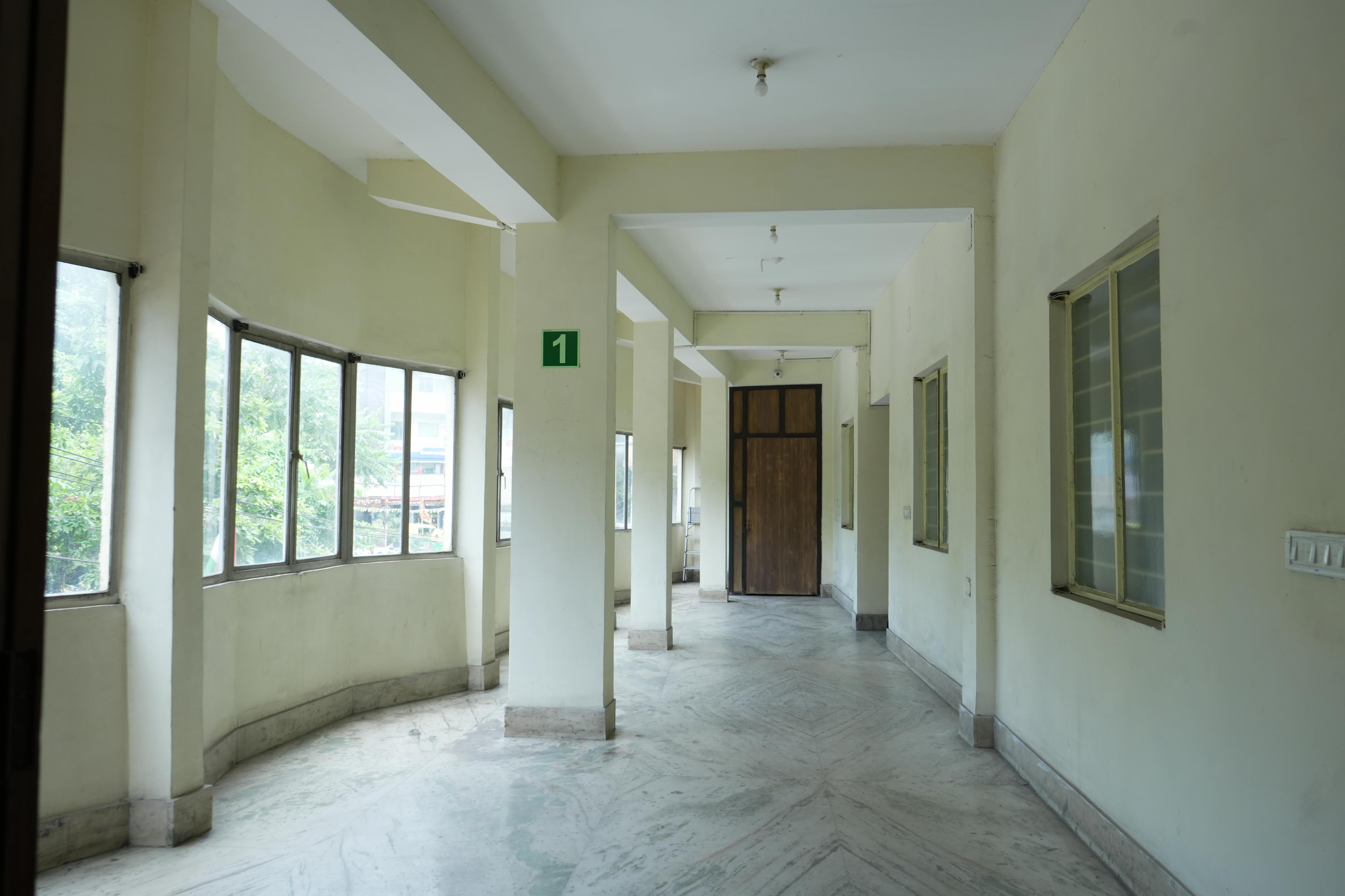 Hotel Chandra Room Type - Standard AC Room