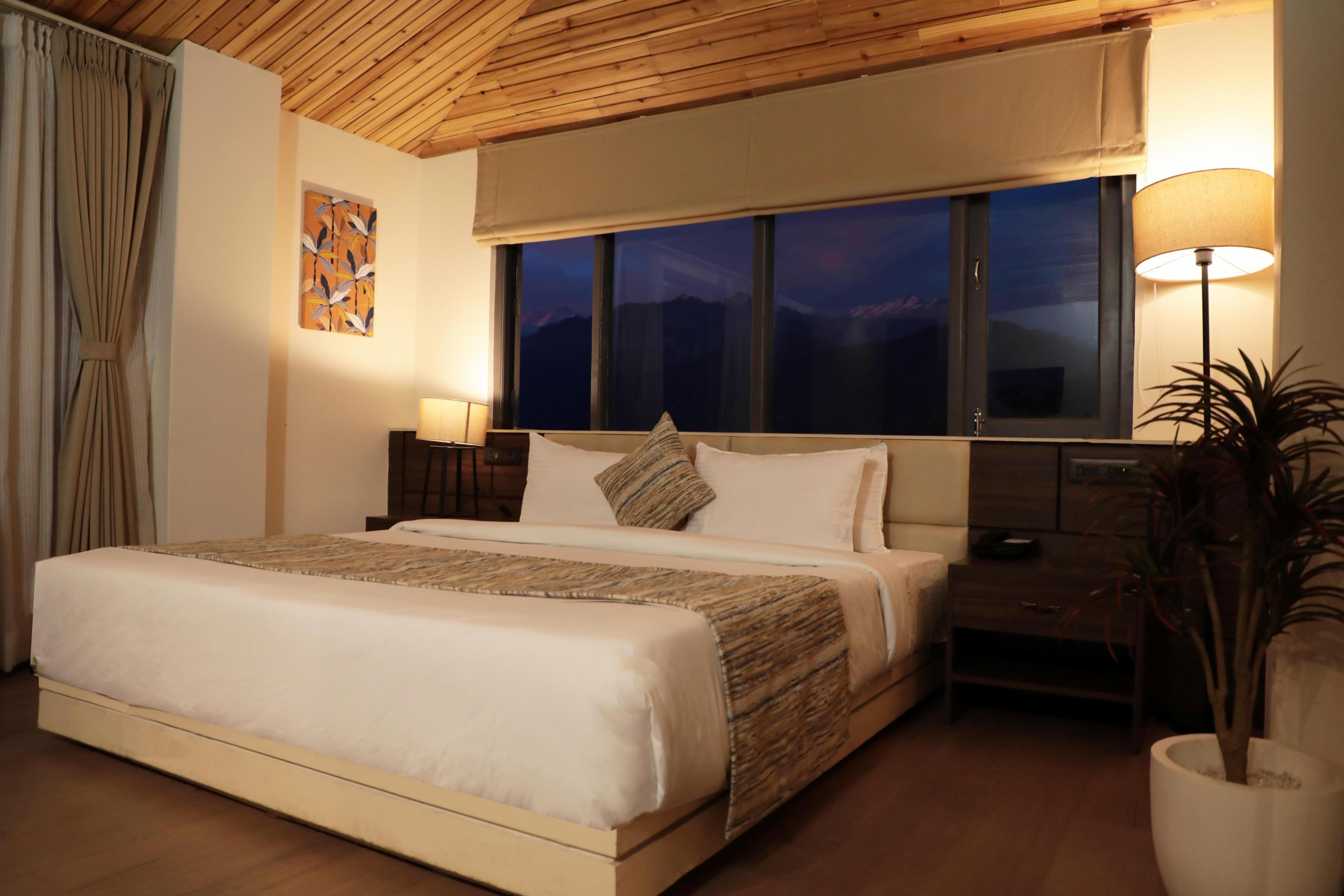 Udaan Olive Hotel & Spa, Pelling Room Type - Attic Road Facing Room with Balcony