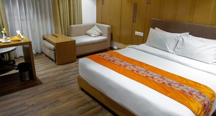 CITADEL Hotel By Vinnca Room Type - BUSINESS Room
