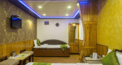 Vansh Regency (1 min walk from Lake & Mall Road) Room Type - Premium Room