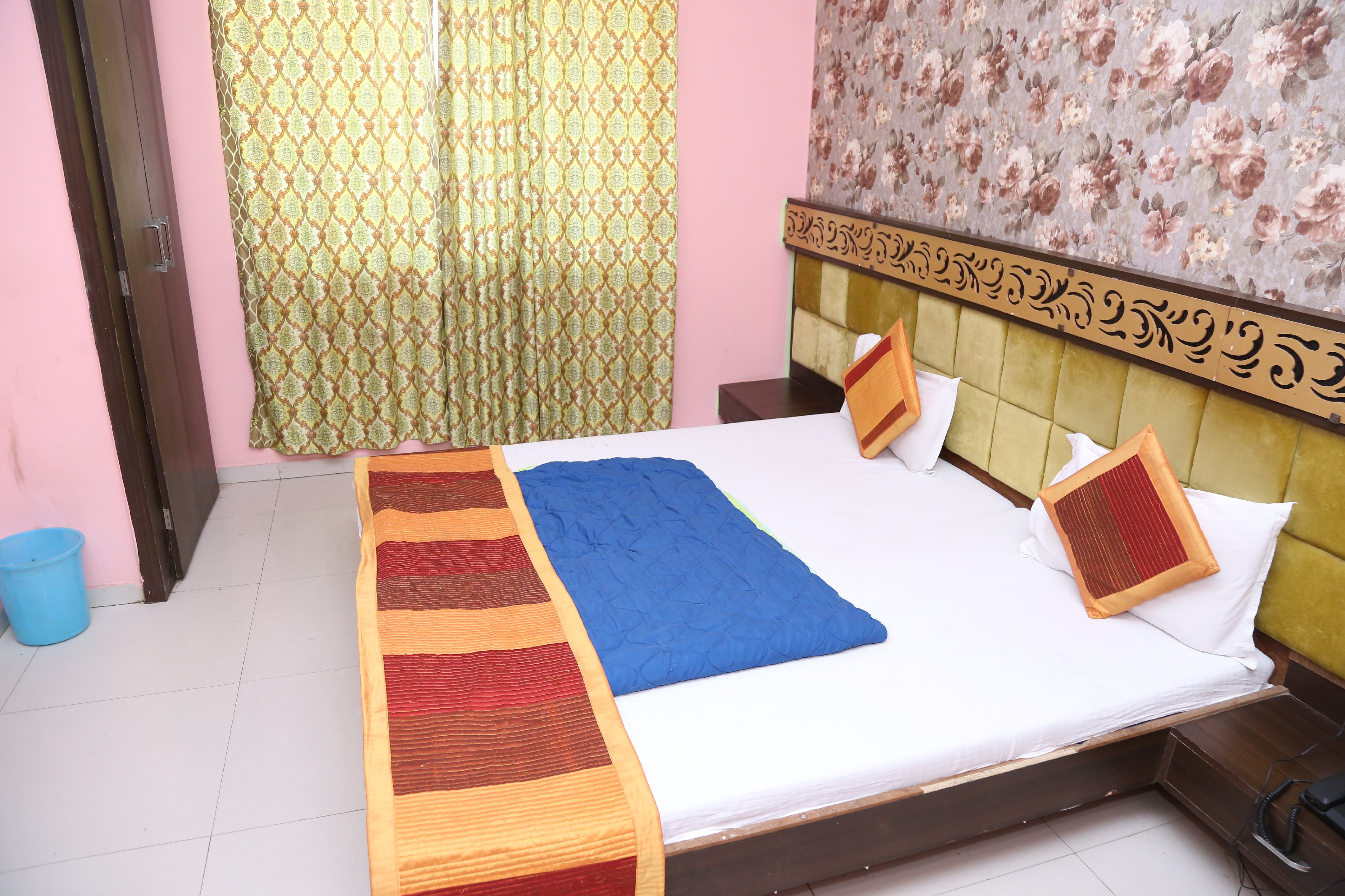 Hotel Shri Karni Vilas & Spa - Tap to explore photos