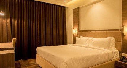 S HOTELS Room Type - Studio Room