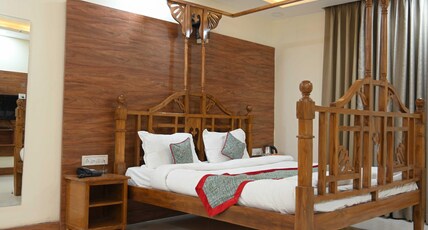 ORCHHA CLUB AND RESORT Room Type - Super Deluxe Room