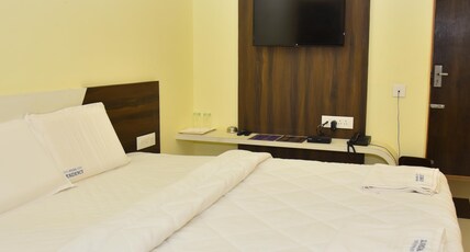 Joldal Residency Room Type - Deluxe Double Room Non AC