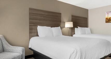 Best Western Gateway Adirondack Inn Room Type - 2 Queen Beds, Non-Smoking, Microwave And Refrigerator, Wi-Fi, Full Breakfast