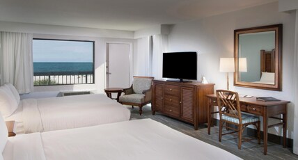 Island House Hotel Orange Beach - a DoubleTree by Hilton Room Type - 2 QUEEN CNR DLX GULF FRONT