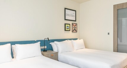 Hampton by Hilton Blackpool Room Type - TWO DOUBLE BEDS NS W VIEW