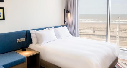 Hampton by Hilton Blackpool Room Type - QUEEN RM PREM NS VIEW SOFA