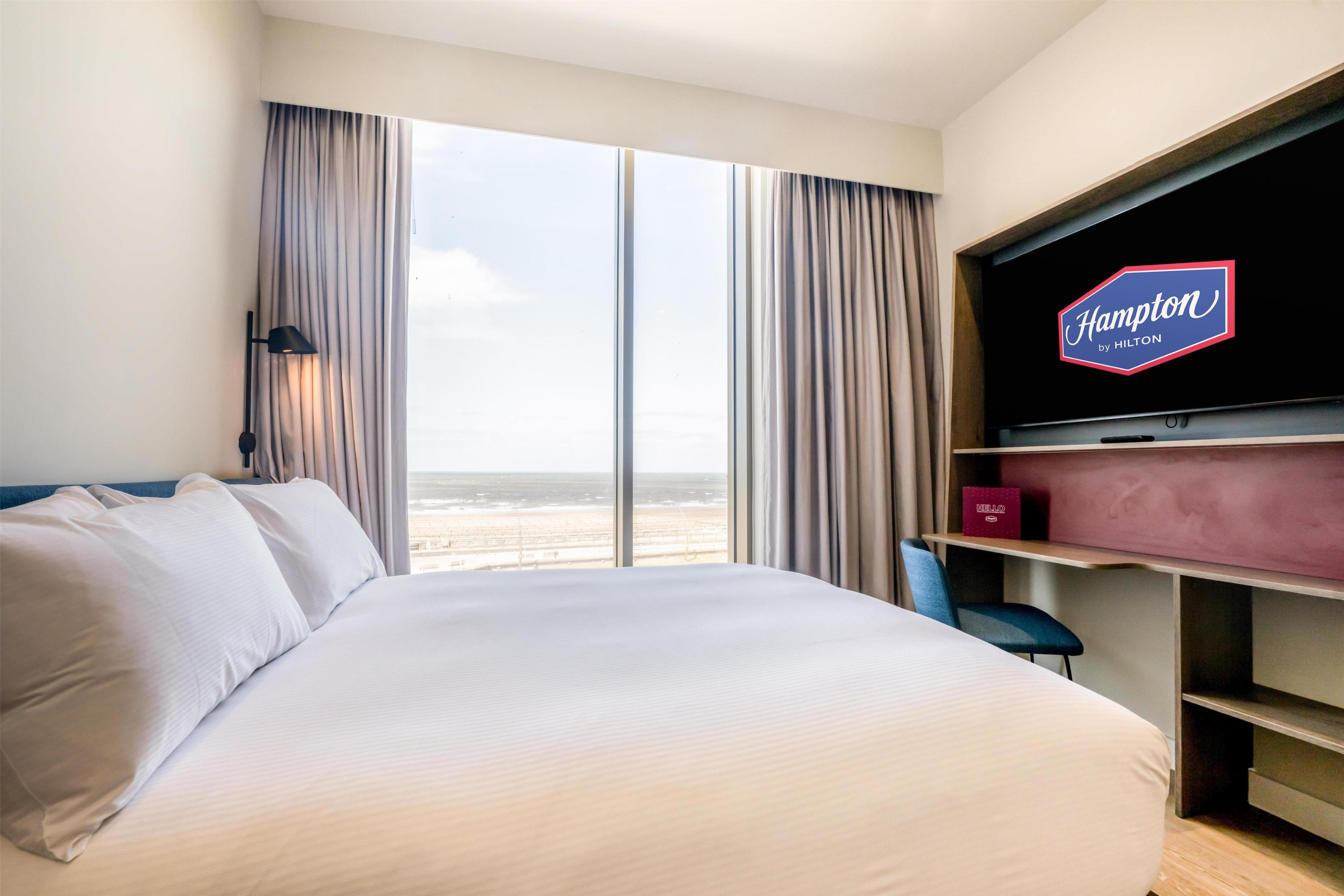 Hampton by Hilton Blackpool - Tap to explore photos