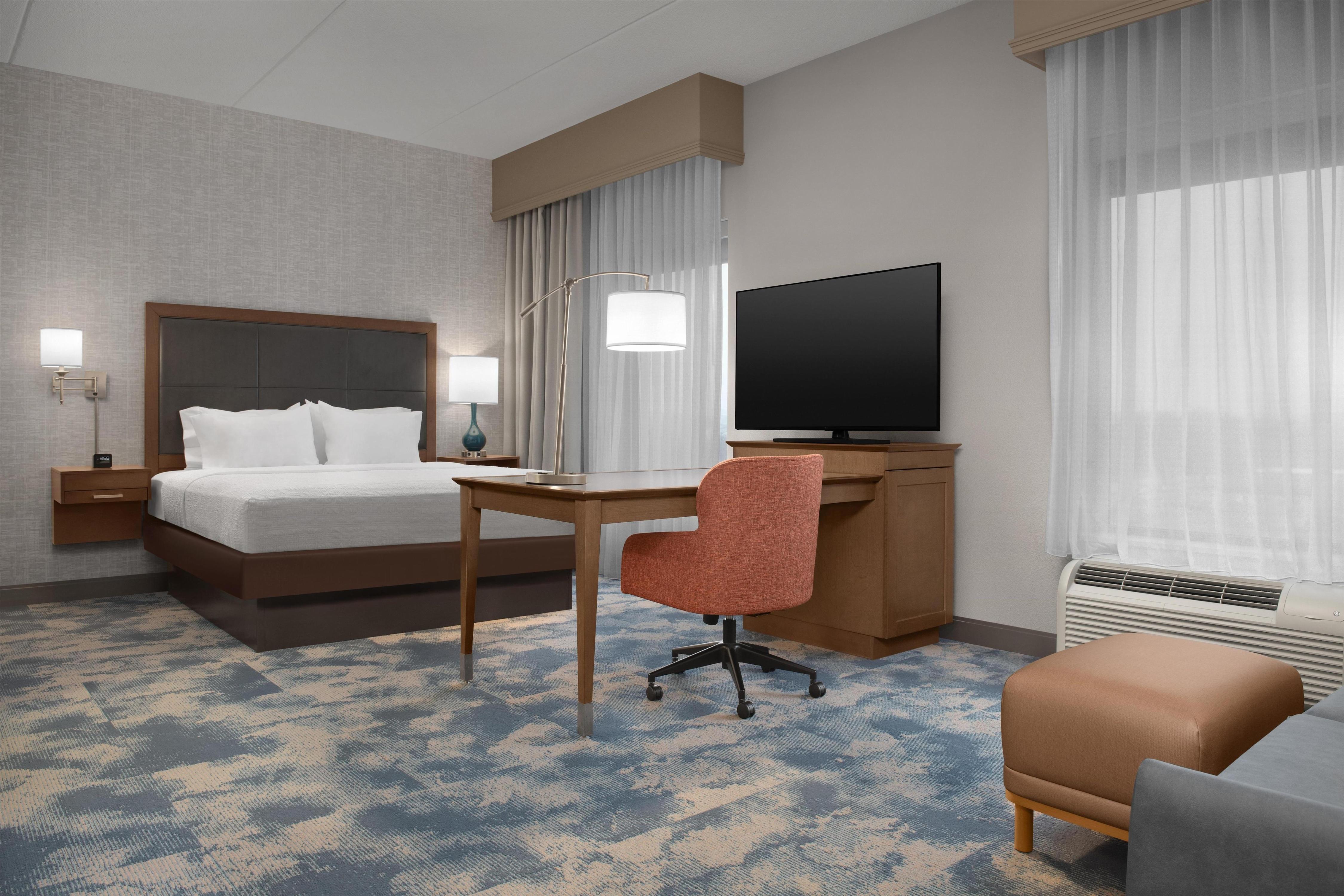 Hampton Inn & Suites Baltimore North/Timonium, MD - Tap to explore photos