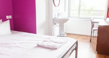 St Christophers Inn Paris Canal Room Type - Double Room with Shared Bathroom