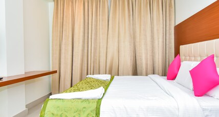 Hotel Mourya Grand Room Type - double room