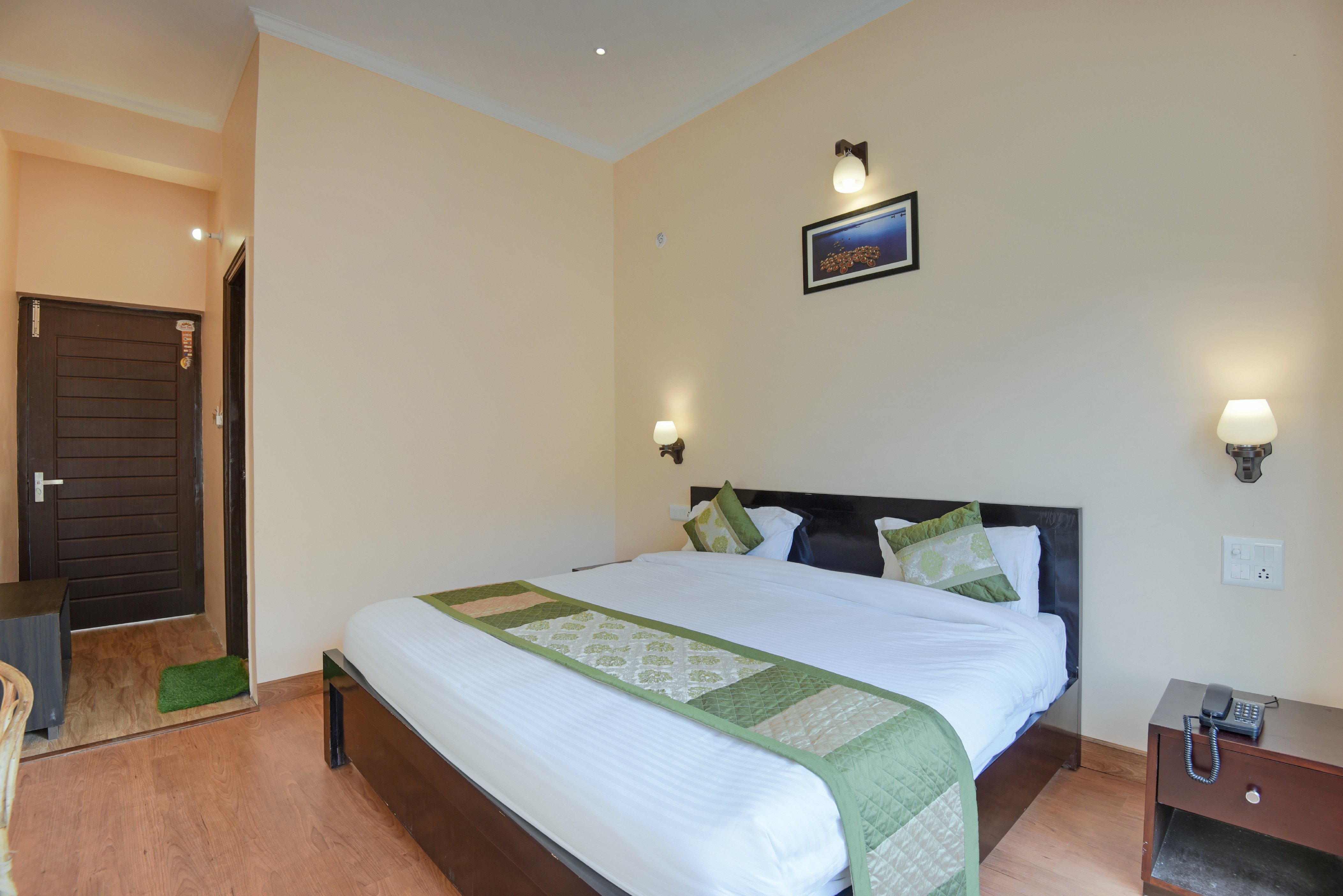 Hotel Vista, Bhowali, Nainital - Vegetarian Room Type - Silver Room
