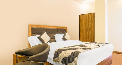 EMBELLISH INN Room Type - Deluxe Room
