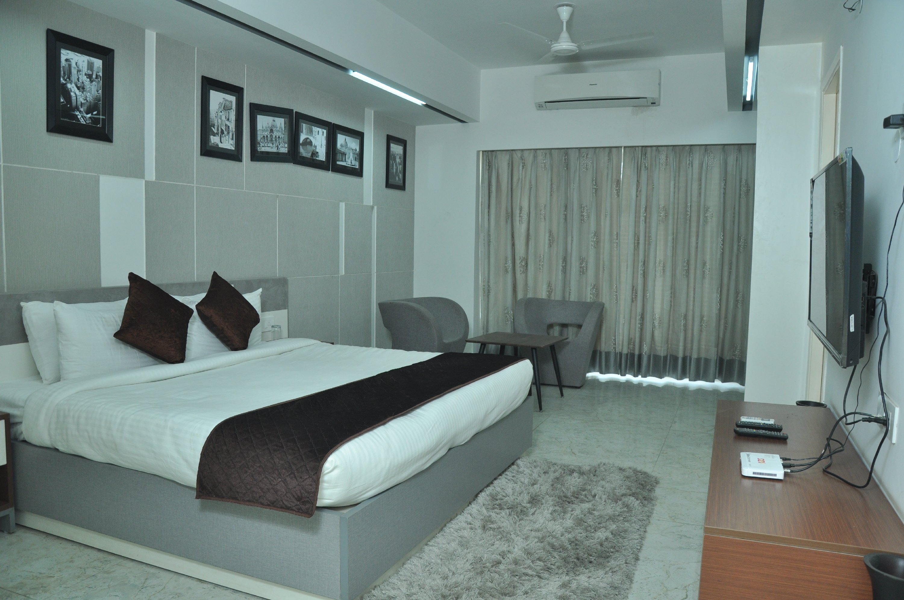 VVIP SUITES THE TROT Room Type - Superior Room with Balcony