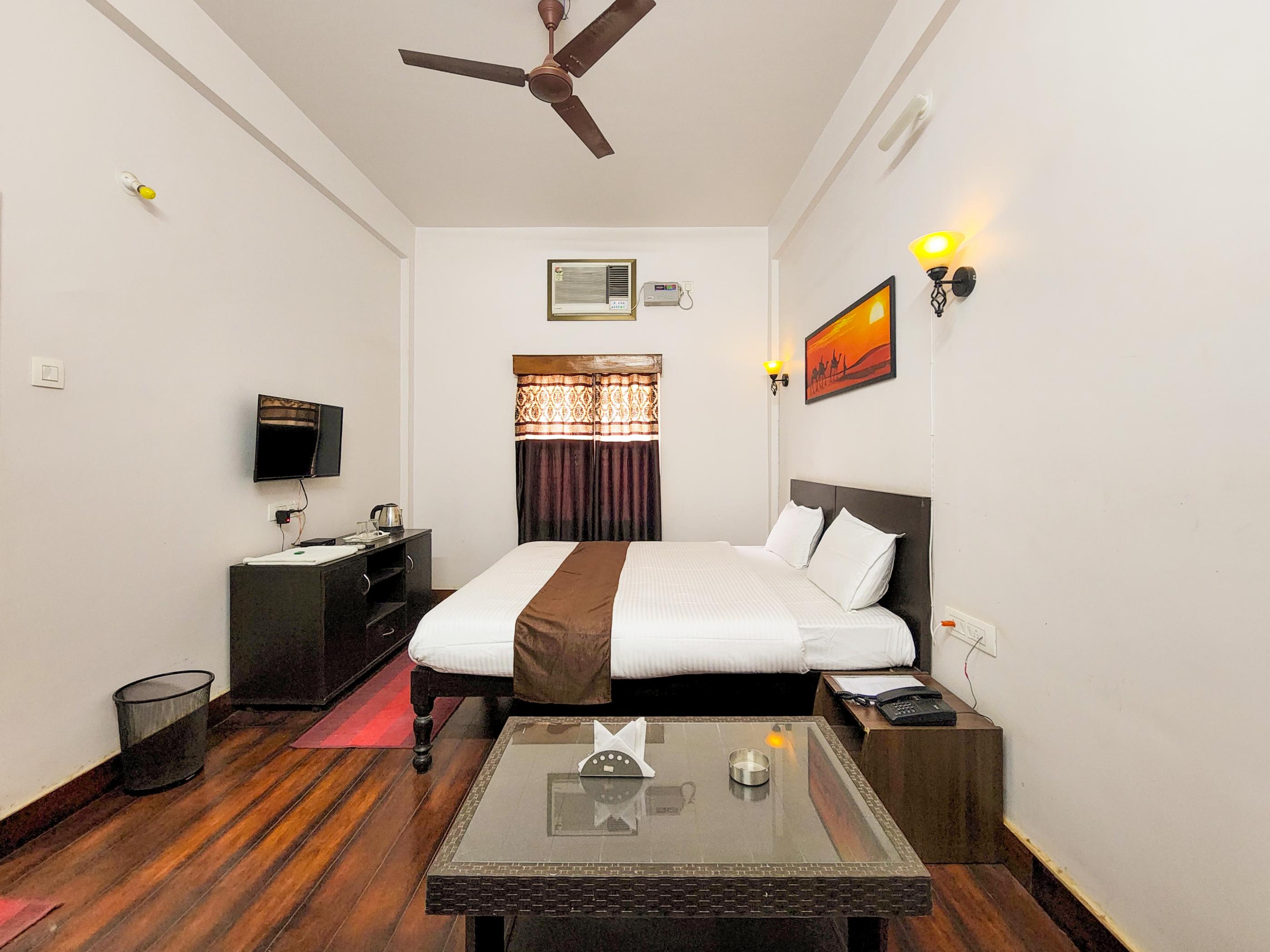 Hotel Shivani Palace - Tap to explore photos