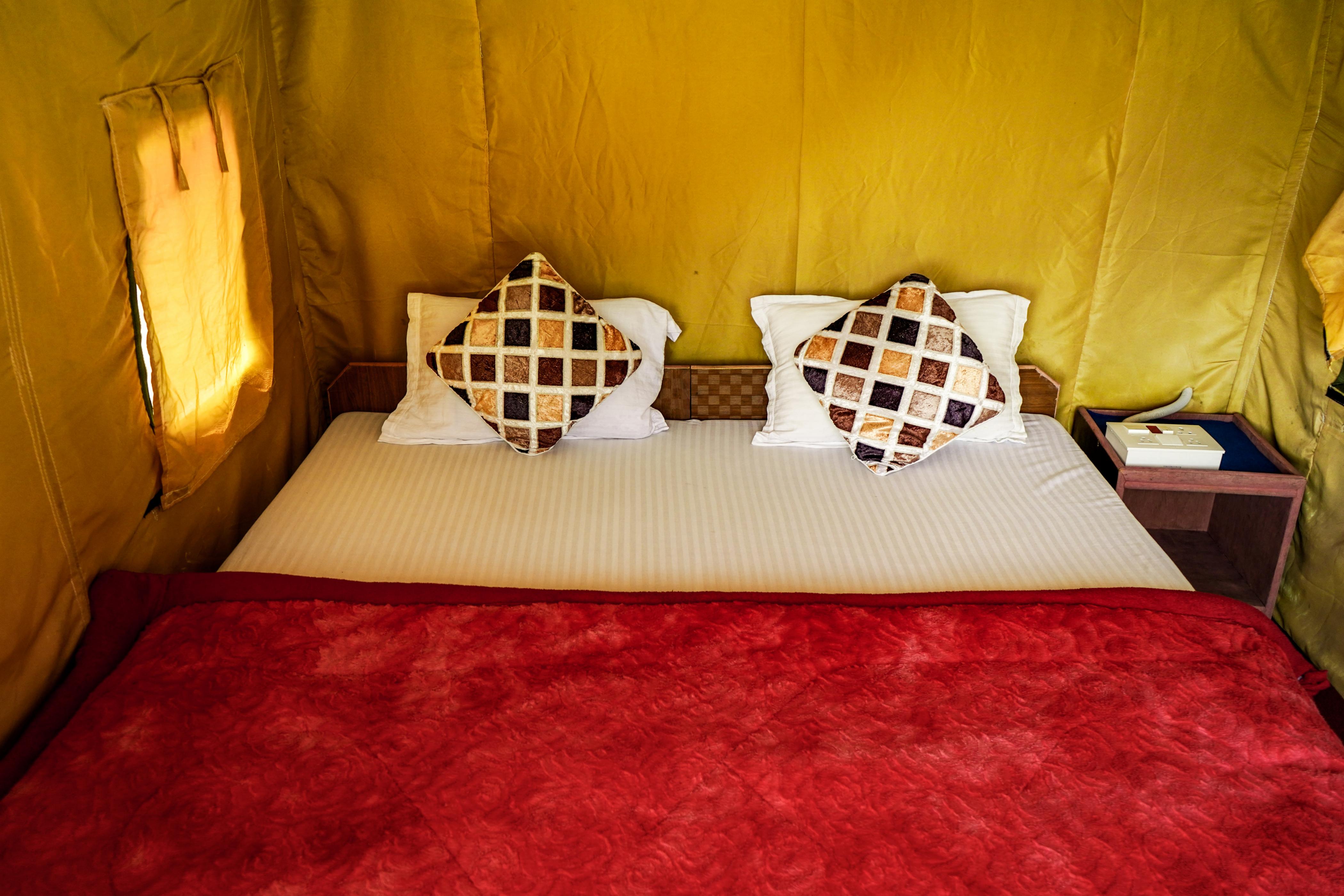 Bir Camps - Tap to explore photos