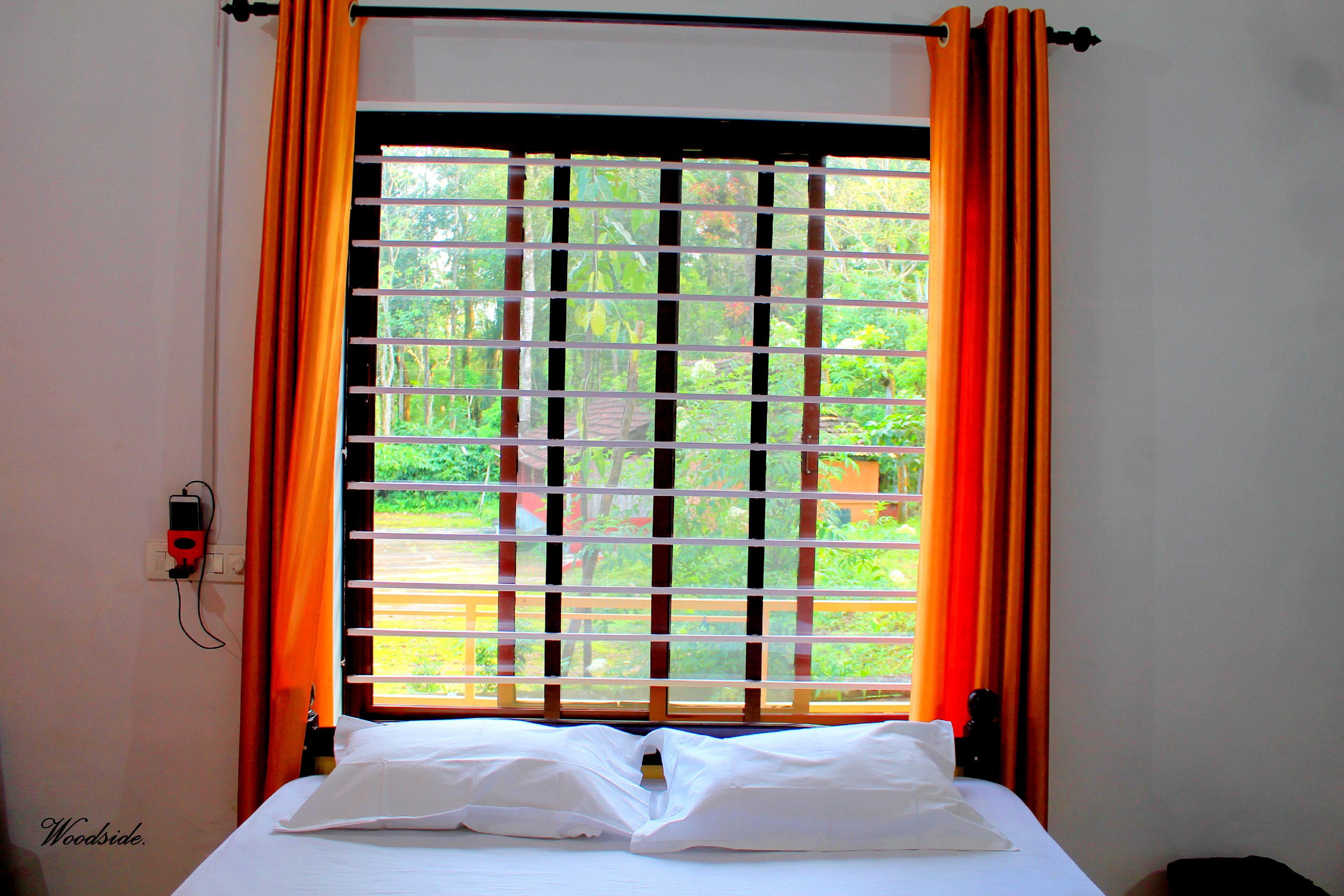 Woodside Homestay | Rooms & Kitchen Room Type - Room No 1
