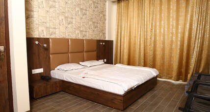 Hotel Manbhavan - 300 MTR from Krishna Janam Bhumi Room Type - Studio Apartment Deluxe