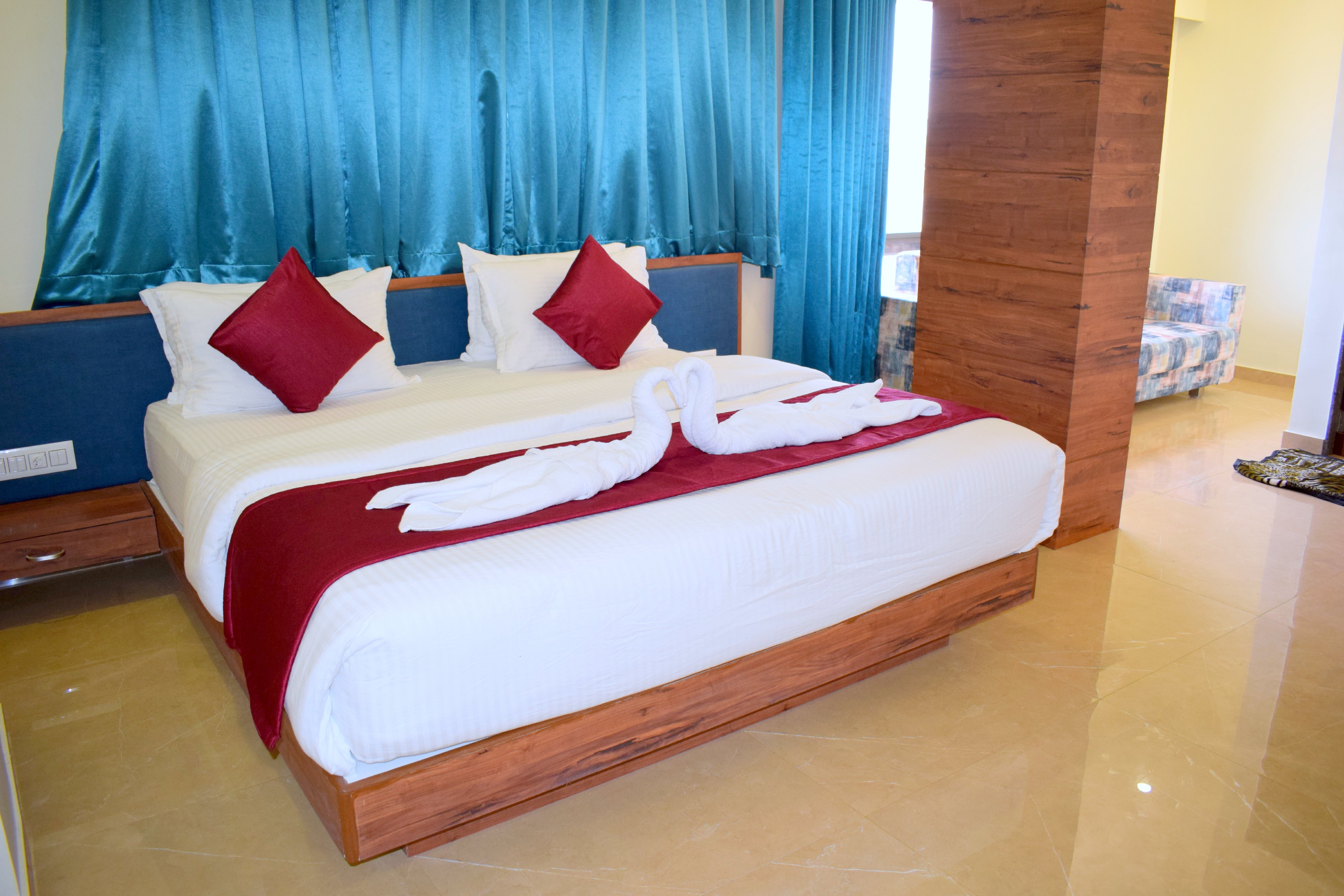 Hotel Kuber Room Type - Deluxe Ac Room