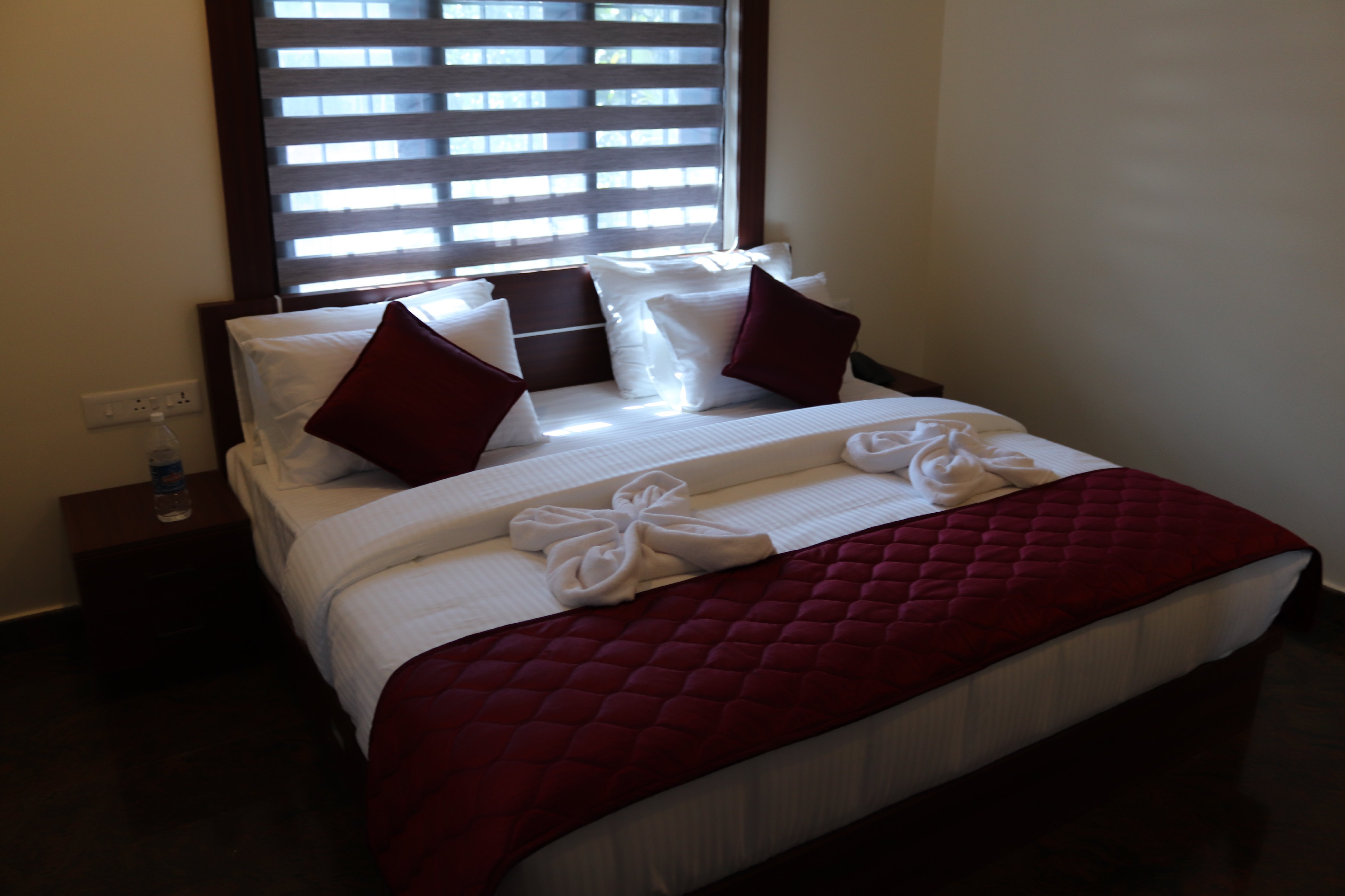 Hormuz Inn | Rooms in a Homestay - Tap to explore photos