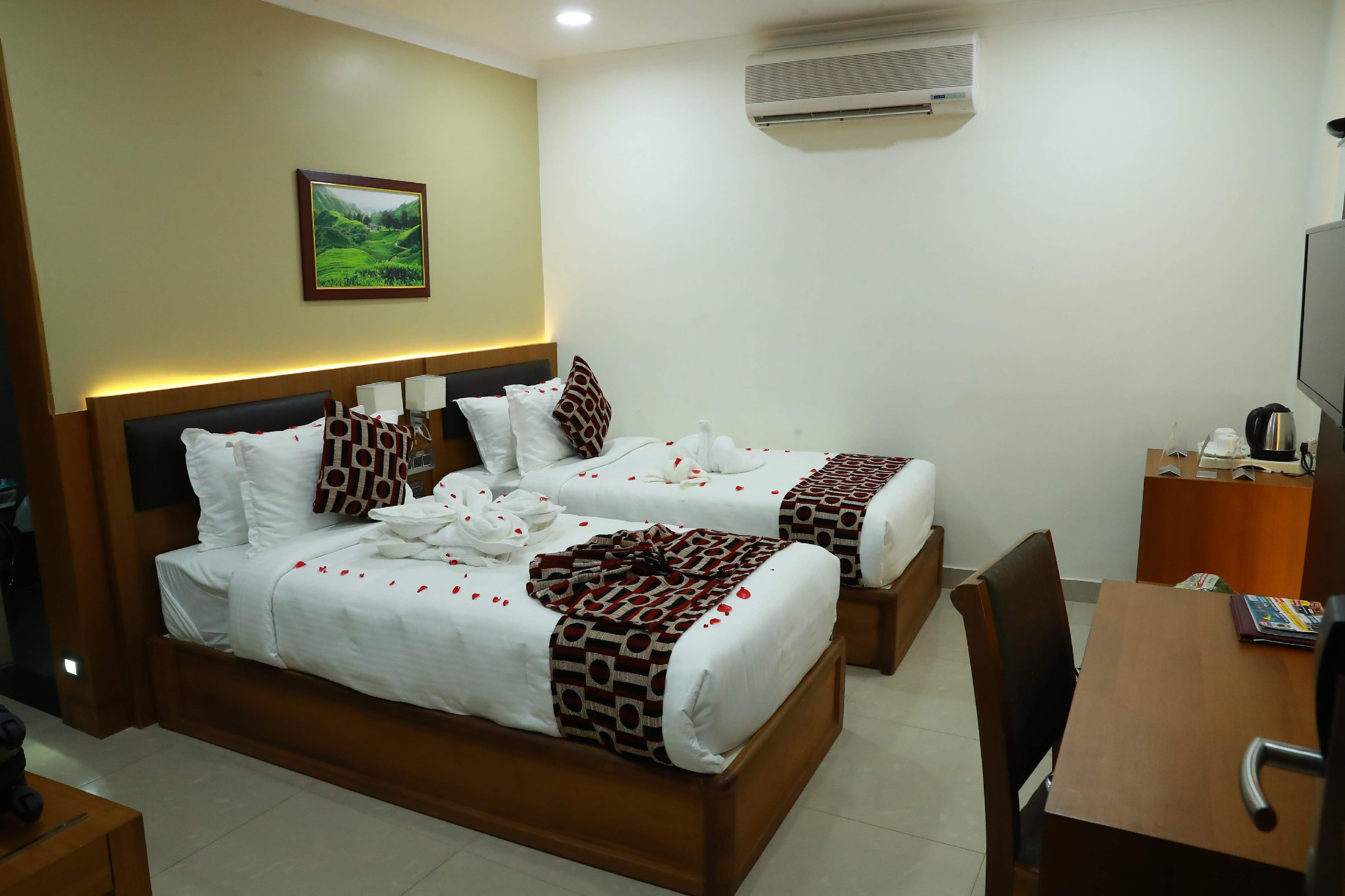 Rohini International  Vithura Room Type - Double Room