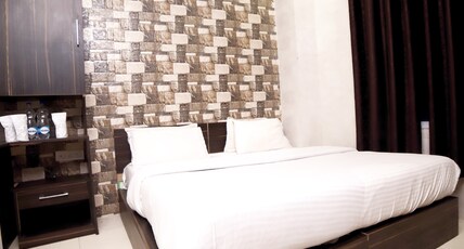 Hotel Star Light Room Type - Classic Deluxe  Room