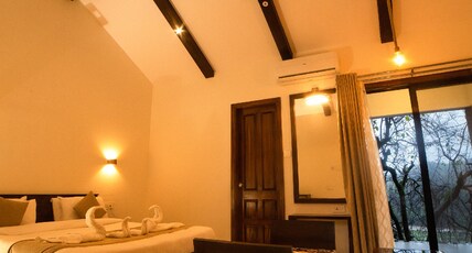 La Serene Resort & Spa Room Type - Superior King Room (With Bathtub)