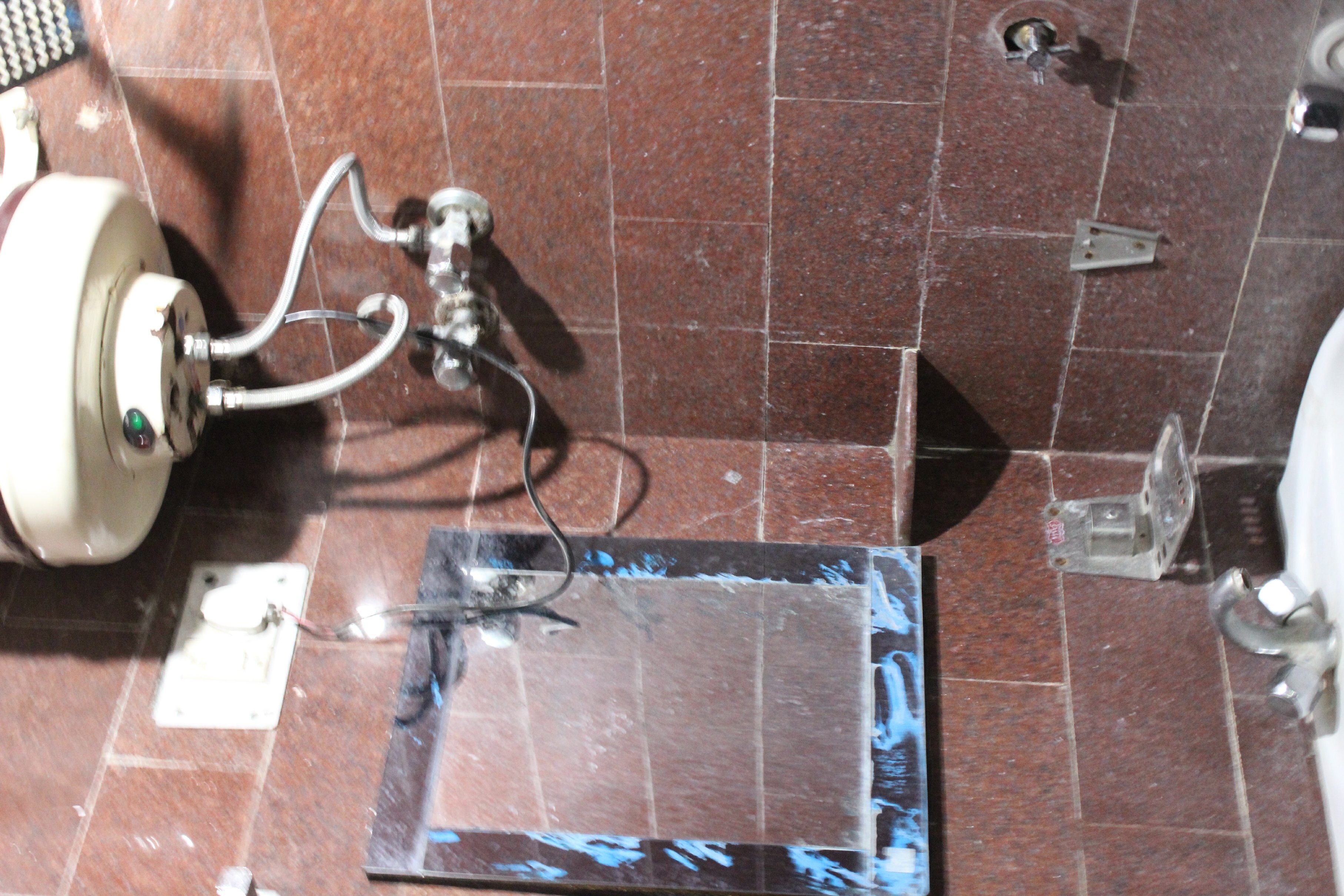 Central Guest House @ Near Markaz - Tap to explore photos