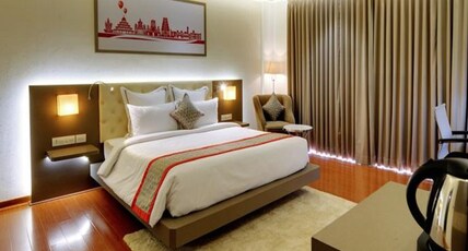 Ramada By Wyndham Bengaluru Yelahanka Room Type - Suite Room Smoking King