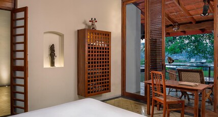 Baymaas Lakehouse Room Type - Poolside Villa 1