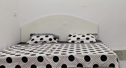 Royal's Homestay | Rooms & Caretaker Room Type - Room with fan (non view)